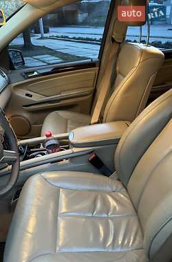 Позашляховик / Кросовер Mercedes-Benz GL-Class 2010 в 