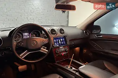 Mercedes-Benz GL-Class 2009