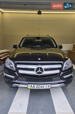 Mercedes-Benz GL-Class 2012