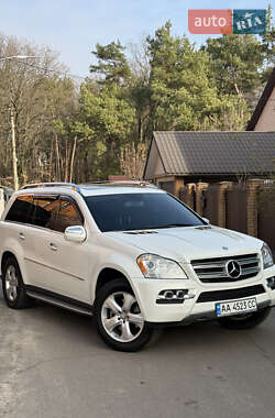 Mercedes-Benz GL-Class 2010