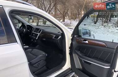 Позашляховик / Кросовер Mercedes-Benz GL-Class 2014 в 