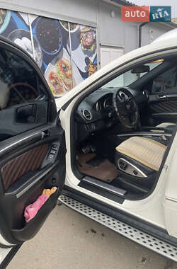 Позашляховик / Кросовер Mercedes-Benz GL-Class 2011 в 
