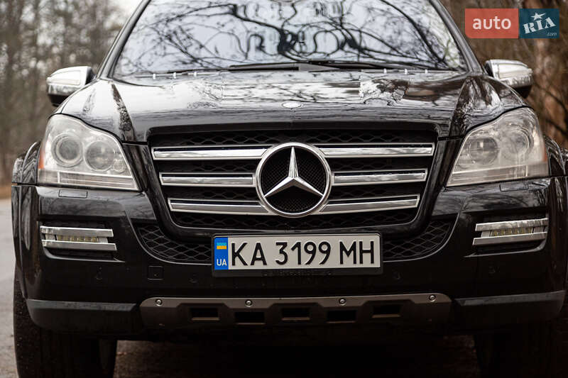Внедорожник / Кроссовер Mercedes-Benz GL-Class 2010 в Киеве
