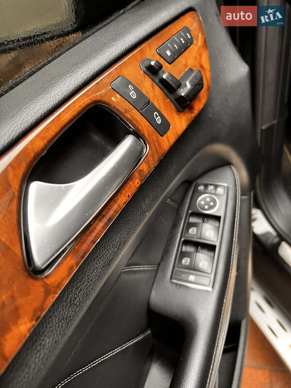 Позашляховик / Кросовер Mercedes-Benz GL-Class 2013 в Одесі фото 19 Позашляховик / Кросовер Mercedes-Benz GL-Class 2013 в Одесі