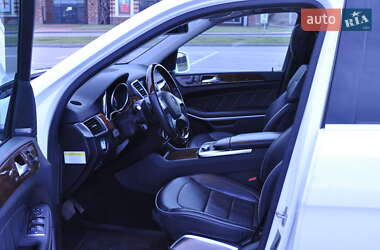 Позашляховик / Кросовер Mercedes-Benz GL-Class 2013 в 