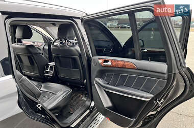 Внедорожник / Кроссовер Mercedes-Benz GL-Class 2012 в 