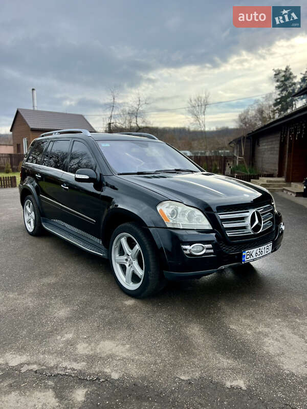 Внедорожник / Кроссовер Mercedes-Benz GL-Class 2007 в Смеле