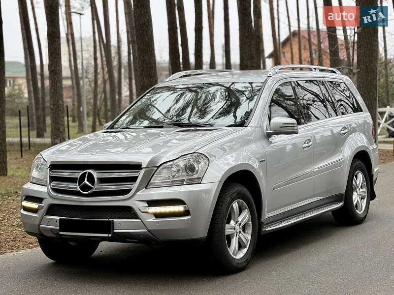 Позашляховик / Кросовер Mercedes-Benz GL-Class 2011 в Києві