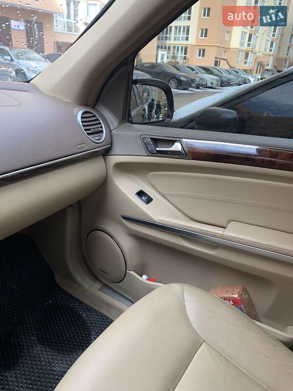 Позашляховик / Кросовер Mercedes-Benz GL-Class 2008 в Києві