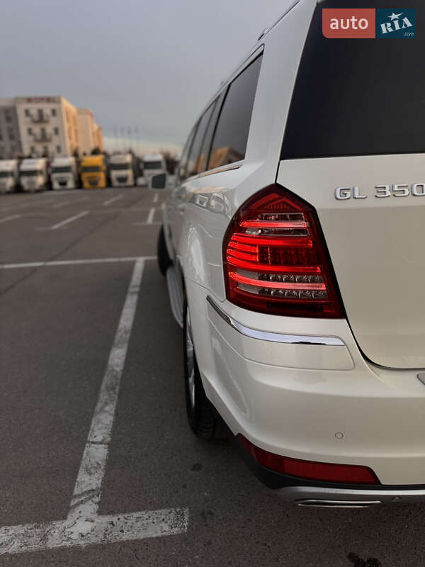 Позашляховик / Кросовер Mercedes-Benz GL-Class 2010 в Львові