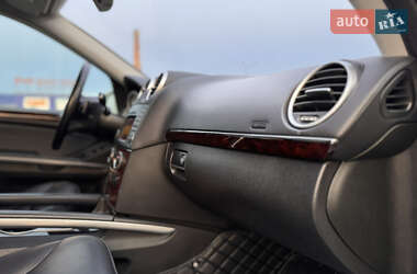 Позашляховик / Кросовер Mercedes-Benz GL-Class 2010 в 