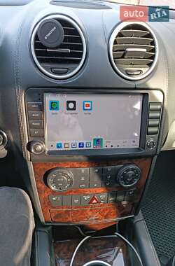 Внедорожник / Кроссовер Mercedes-Benz GL-Class 2011 в 