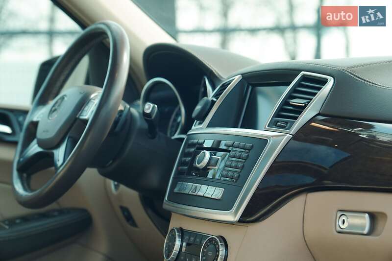 Позашляховик / Кросовер Mercedes-Benz GL-Class 2014 в Кам'янець-Подільському