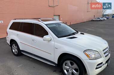Mercedes-Benz GL-Class 2010 Mercedes-Benz GL-Class 2010