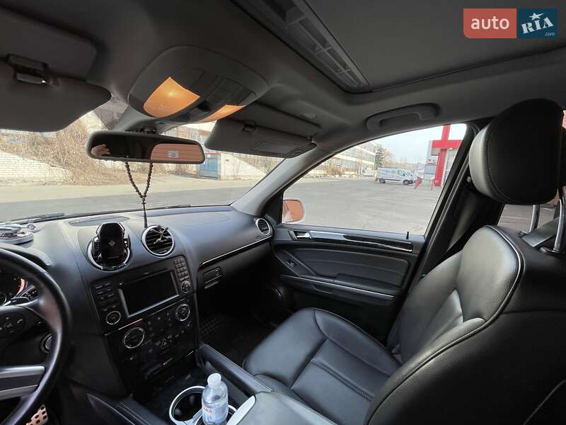 Внедорожник / Кроссовер Mercedes-Benz GL-Class 2010 в Киеве фото 28 Внедорожник / Кроссовер Mercedes-Benz GL-Class 2010 в Киеве