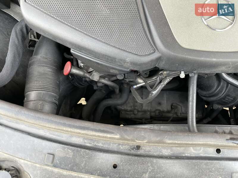 Внедорожник / Кроссовер Mercedes-Benz GL-Class 2010 в Киеве фото 49 Внедорожник / Кроссовер Mercedes-Benz GL-Class 2010 в Киеве