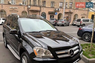 Mercedes-Benz GL-Class 2012 Mercedes-Benz GL-Class 2012