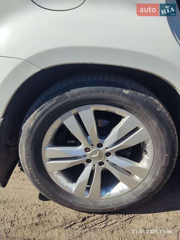 Внедорожник / Кроссовер Mercedes-Benz GL-Class 2010 в Коростышеве фото 16 Внедорожник / Кроссовер Mercedes-Benz GL-Class 2010 в Коростышеве