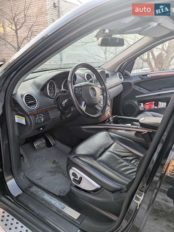 Внедорожник / Кроссовер Mercedes-Benz GL-Class 2009 в Киеве
