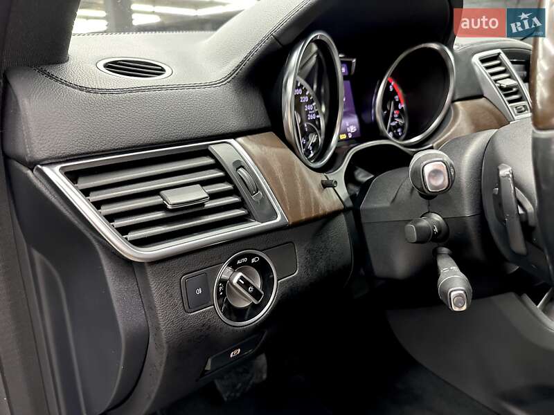 Позашляховик / Кросовер Mercedes-Benz GL-Class 2013 в Харкові фото 25 Позашляховик / Кросовер Mercedes-Benz GL-Class 2013 в Харкові