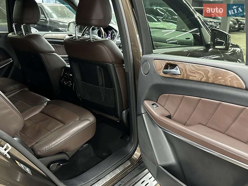 Позашляховик / Кросовер Mercedes-Benz GL-Class 2013 в Харкові фото 31 Позашляховик / Кросовер Mercedes-Benz GL-Class 2013 в Харкові
