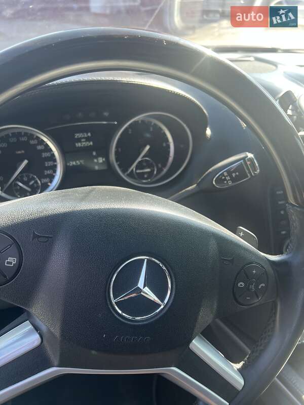 Внедорожник / Кроссовер Mercedes-Benz GL-Class 2012 в Киеве