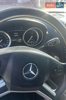 Внедорожник / Кроссовер Mercedes-Benz GL-Class 2012 в 