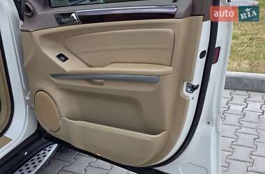 Позашляховик / Кросовер Mercedes-Benz GL-Class 2012 в 