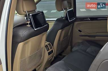 Позашляховик / Кросовер Mercedes-Benz GL-Class 2012 в 