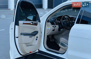 Внедорожник / Кроссовер Mercedes-Benz GL-Class 2012 в 