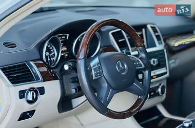 Внедорожник / Кроссовер Mercedes-Benz GL-Class 2012 в 