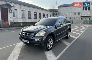 Mercedes-Benz GL-Class 2010 Mercedes-Benz GL-Class 2010