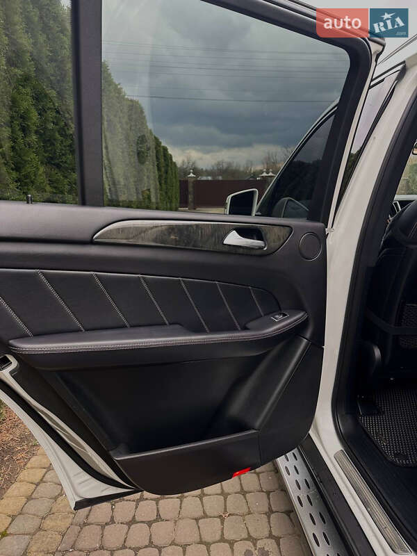 Внедорожник / Кроссовер Mercedes-Benz GL-Class 2015 в Косове