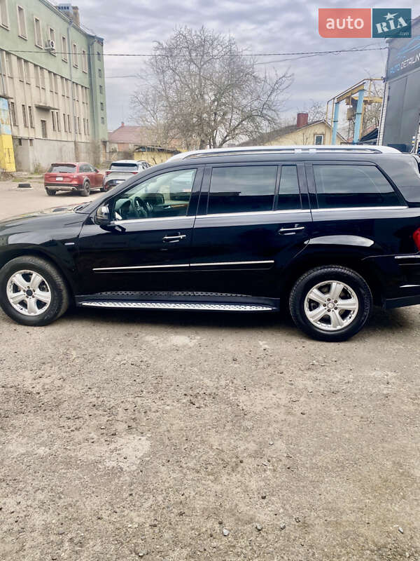 Внедорожник / Кроссовер Mercedes-Benz GL-Class 2010 в Ровно