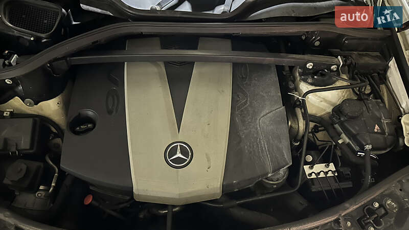 Позашляховик / Кросовер Mercedes-Benz GL-Class 2012 в Києві