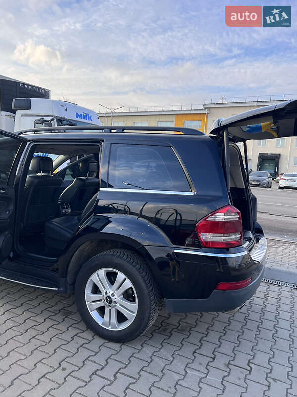 Внедорожник / Кроссовер Mercedes-Benz GL-Class 2007 в Вишневом фото 9 Внедорожник / Кроссовер Mercedes-Benz GL-Class 2007 в Вишневом