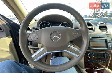 Внедорожник / Кроссовер Mercedes-Benz GL-Class 2012 в 