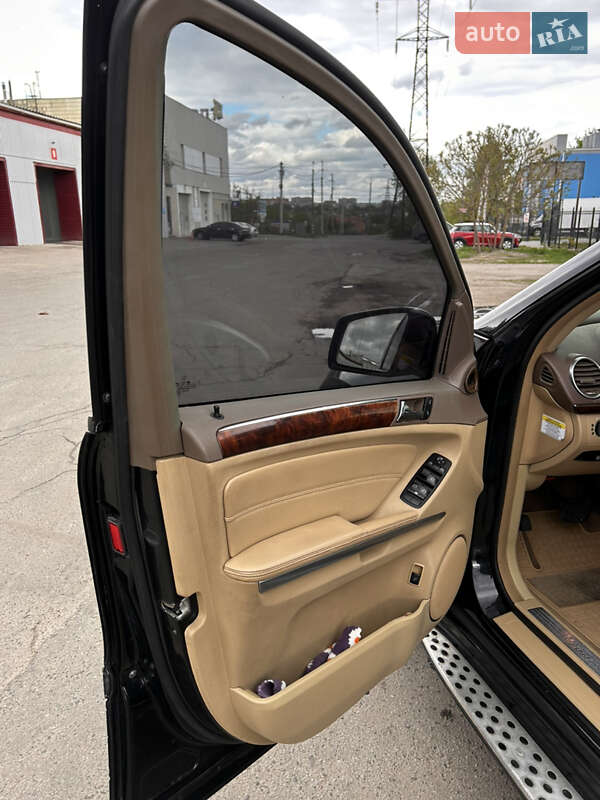 Внедорожник / Кроссовер Mercedes-Benz GL-Class 2010 в Сумах