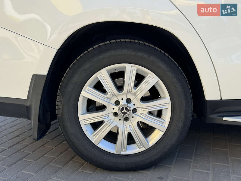 Позашляховик / Кросовер Mercedes-Benz GL-Class 2015 в Смілі