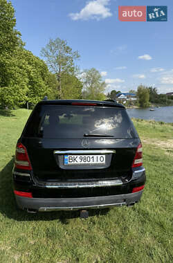 Позашляховик / Кросовер Mercedes-Benz GL-Class 2008 в 