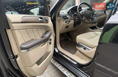 Позашляховик / Кросовер Mercedes-Benz GL-Class 2013 в 