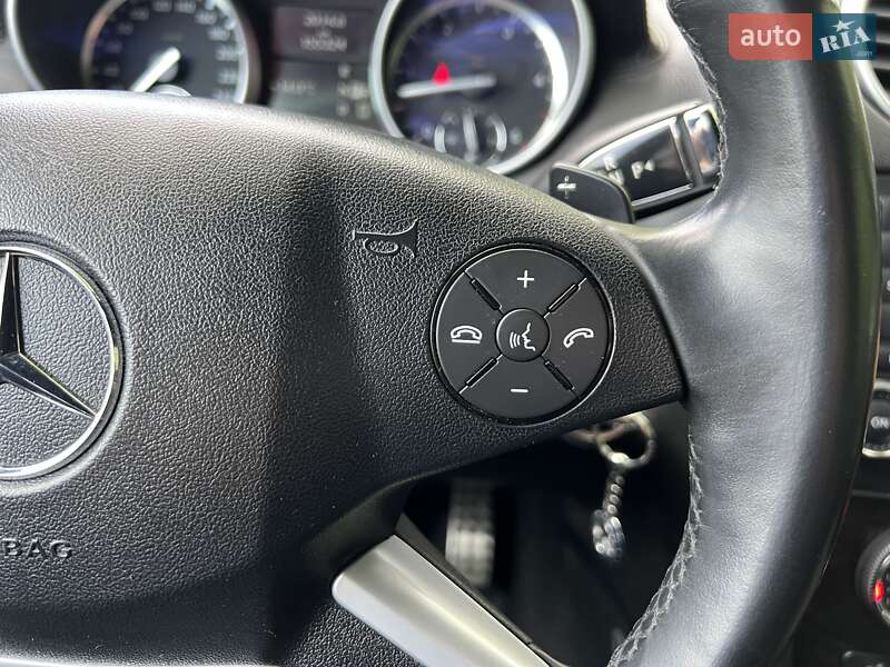 Внедорожник / Кроссовер Mercedes-Benz GL-Class 2012 в Львове фото 18 Внедорожник / Кроссовер Mercedes-Benz GL-Class 2012 в Львове