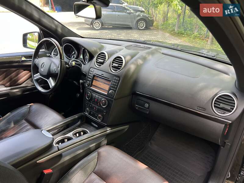 Внедорожник / Кроссовер Mercedes-Benz GL-Class 2012 в Львове фото 26 Внедорожник / Кроссовер Mercedes-Benz GL-Class 2012 в Львове