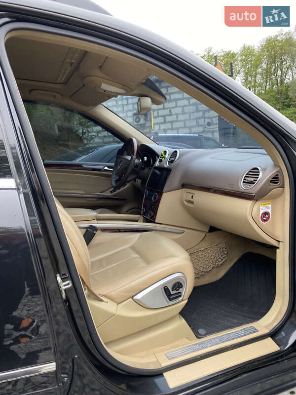 Внедорожник / Кроссовер Mercedes-Benz GL-Class 2006 в Черновцах