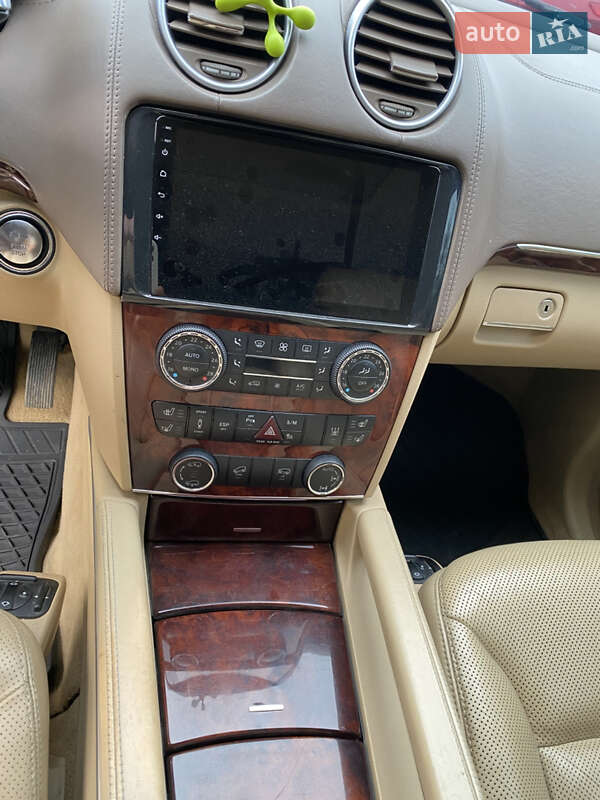 Внедорожник / Кроссовер Mercedes-Benz GL-Class 2006 в Черновцах