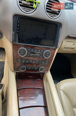 Внедорожник / Кроссовер Mercedes-Benz GL-Class 2006 в 