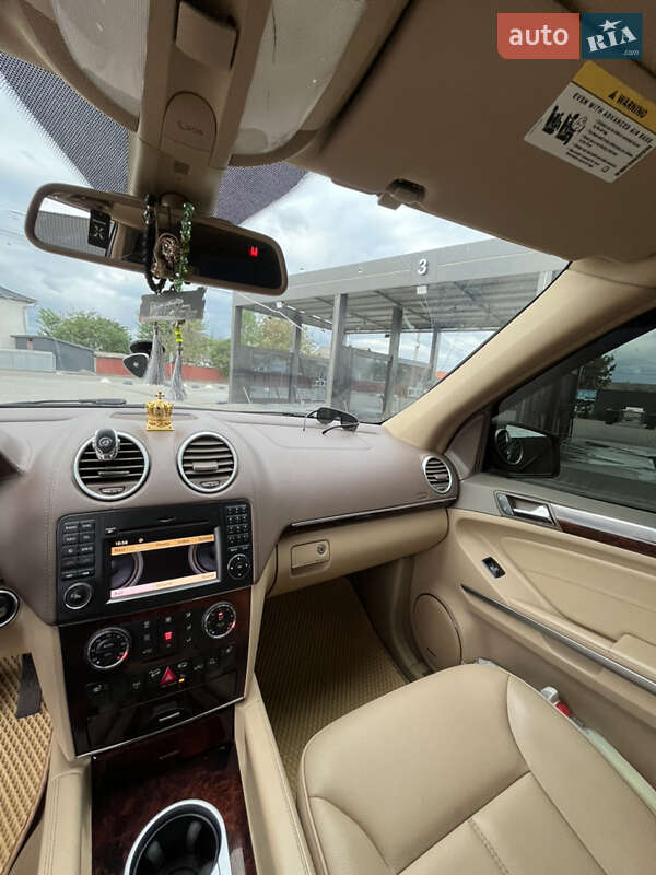 Внедорожник / Кроссовер Mercedes-Benz GL-Class 2011 в Черновцах