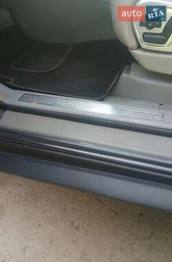 Внедорожник / Кроссовер Mercedes-Benz GL-Class 2010 в 