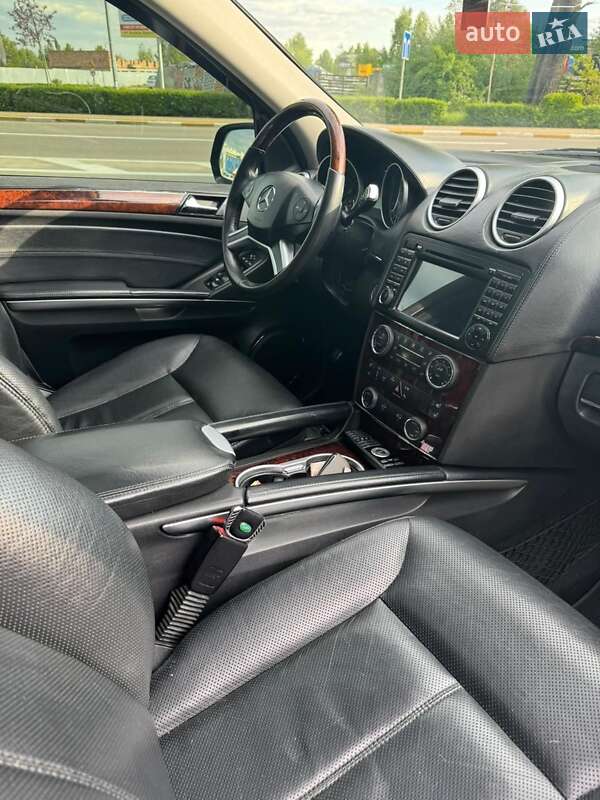 Позашляховик / Кросовер Mercedes-Benz GL-Class 2009 в Києві