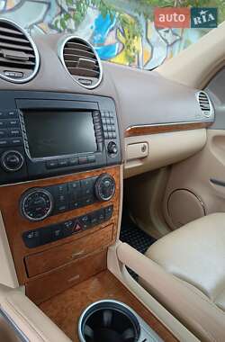 Внедорожник / Кроссовер Mercedes-Benz GL-Class 2008 в 